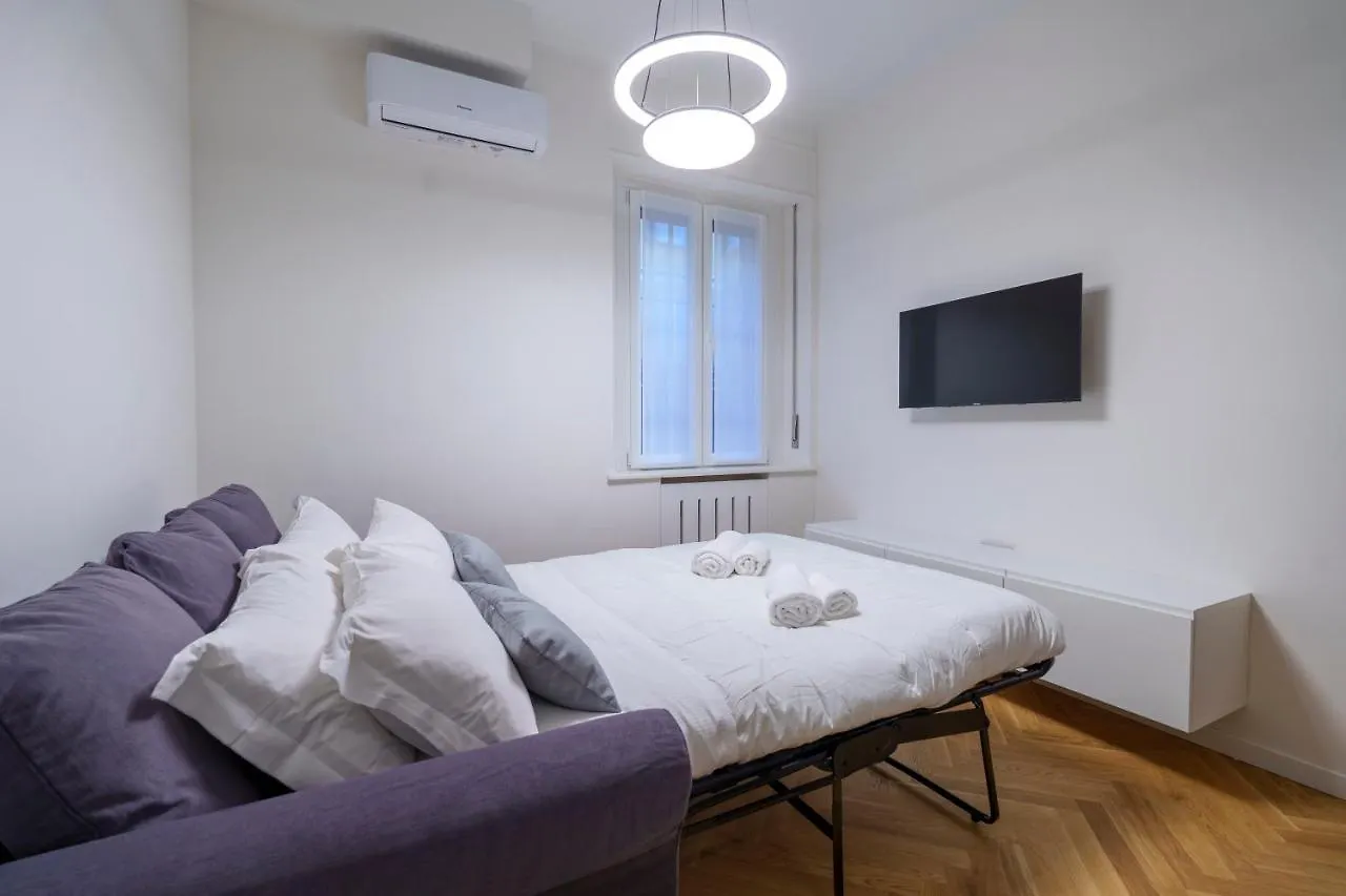 Porta Venezia-Trilocale-Luxury Con Wifi-Neflix Apartamento Milão 0*,  Itália