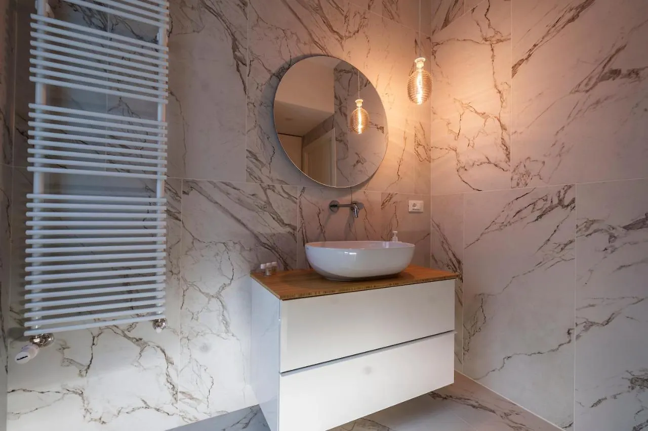 Porta Venezia-Trilocale-Luxury Con Wifi-Neflix Apartamento Milão